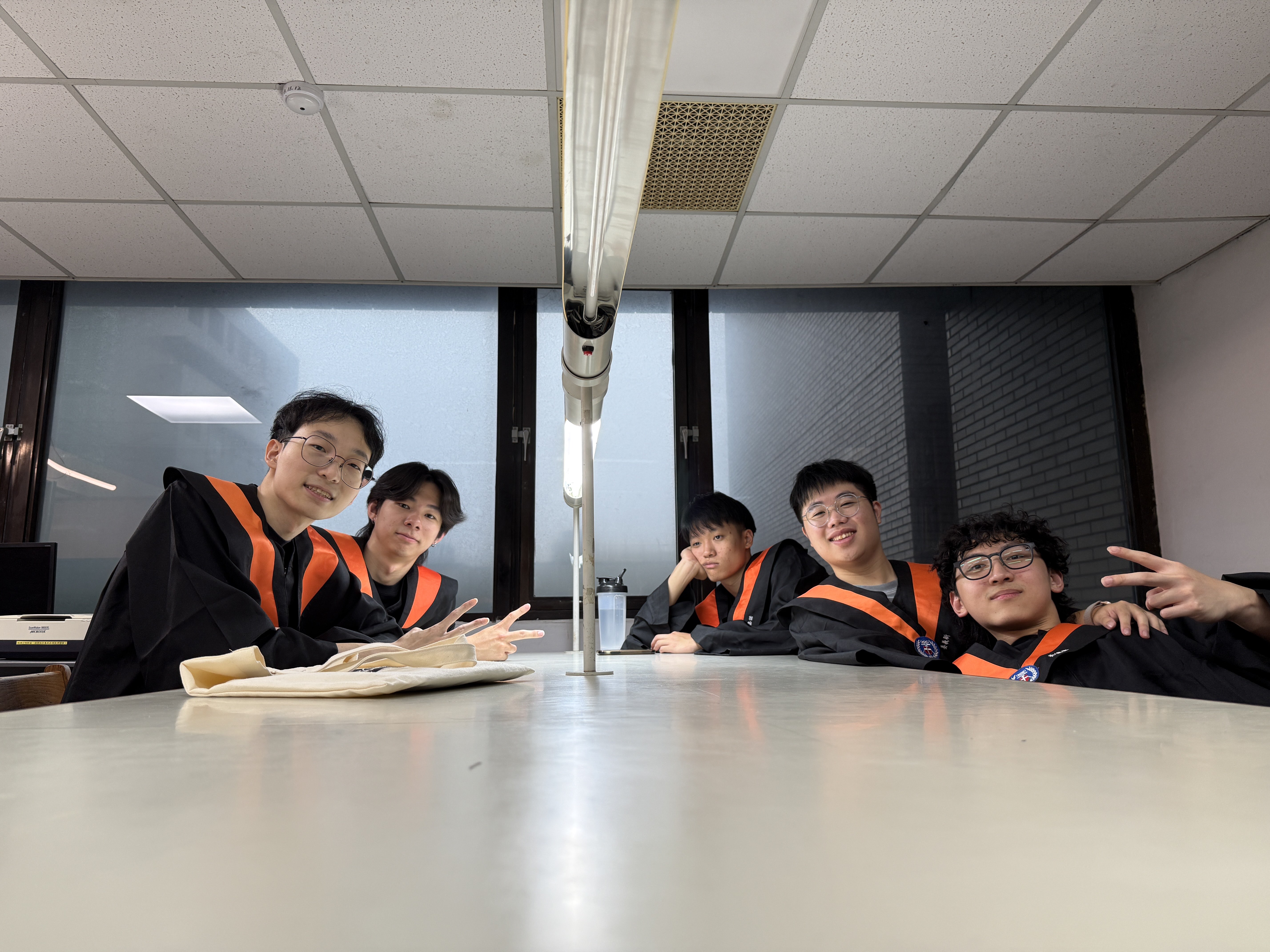 豪子好粗&hellip; 要把 Jabee 壓扁了